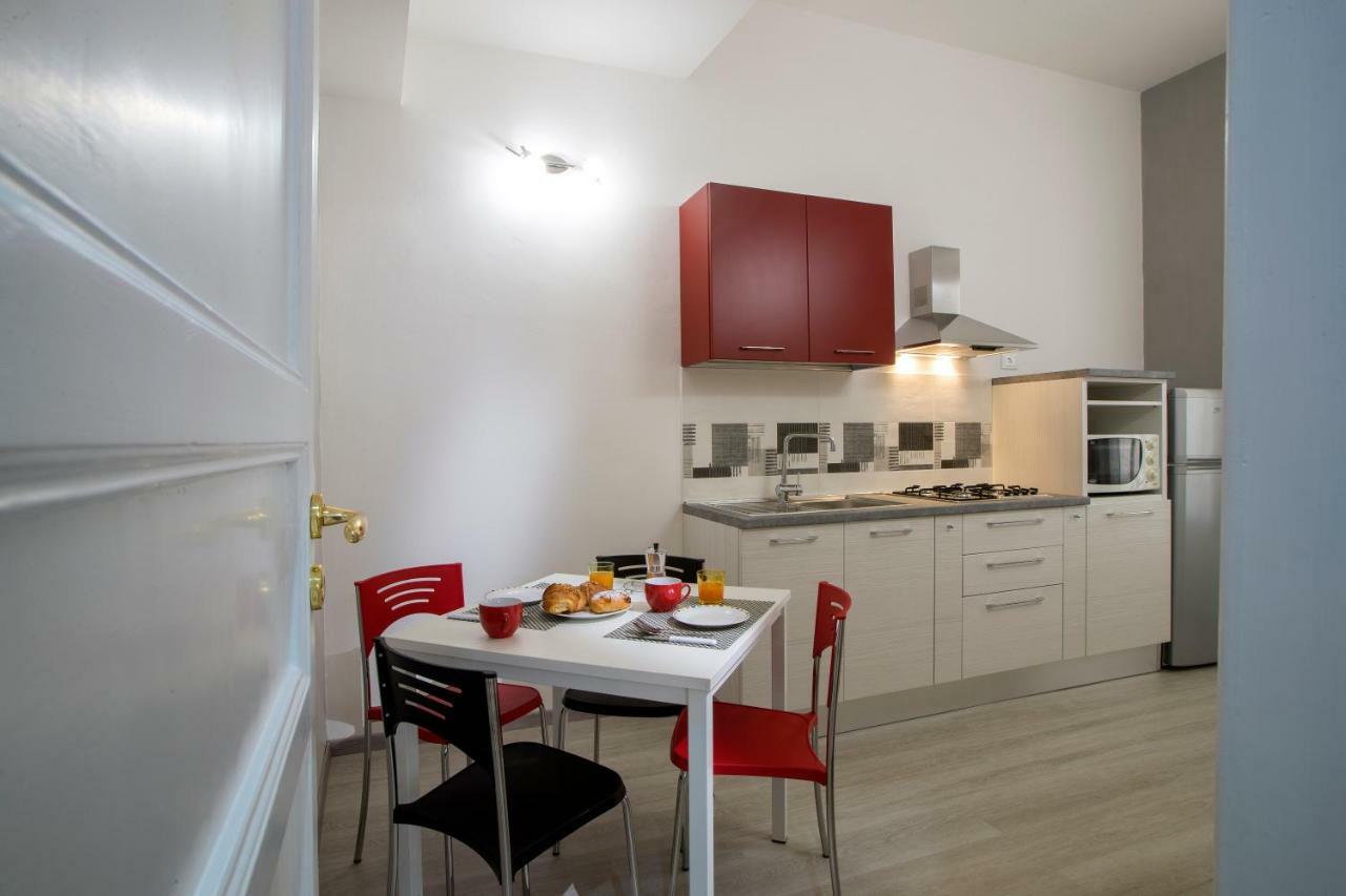 Il Re E La Regina Trapani Apartment ภายนอก รูปภาพ